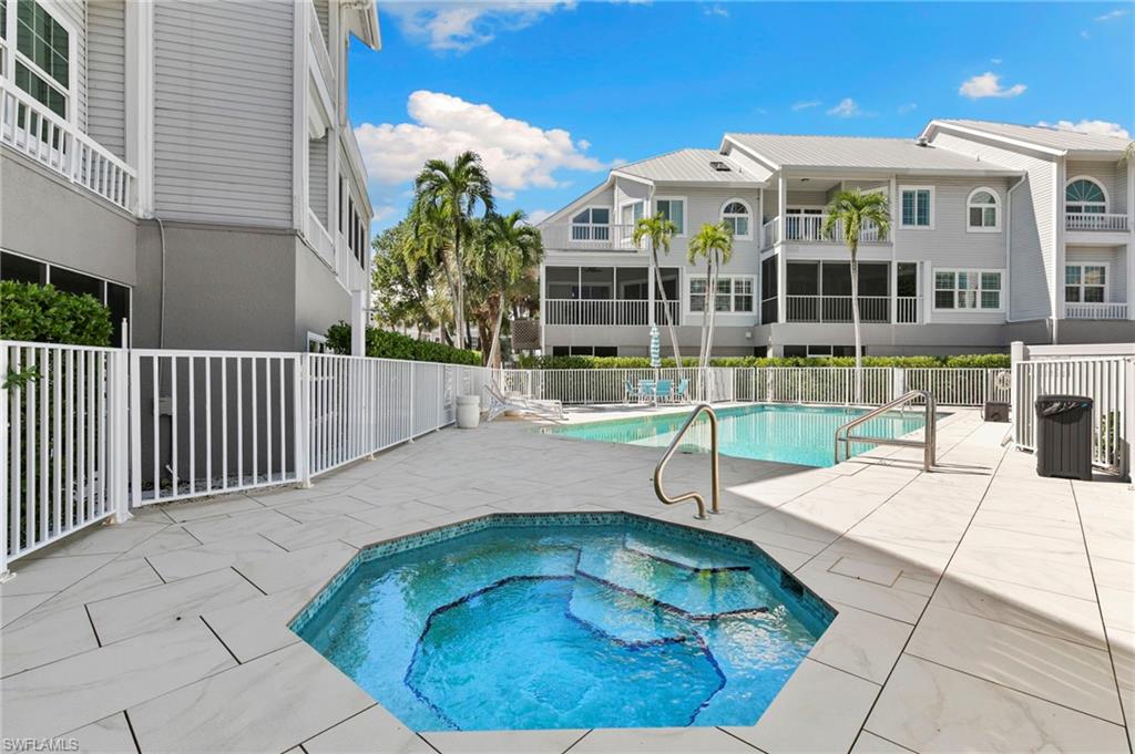 105 Barefoot CIR 24