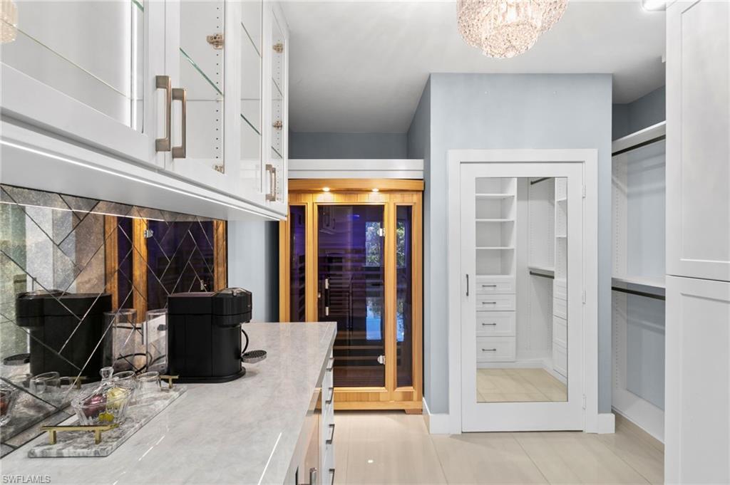 105 Barefoot CIR 24