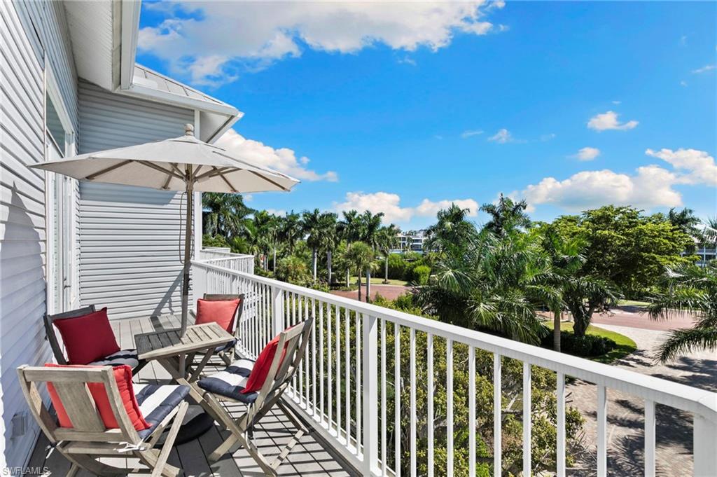 105 Barefoot CIR 24