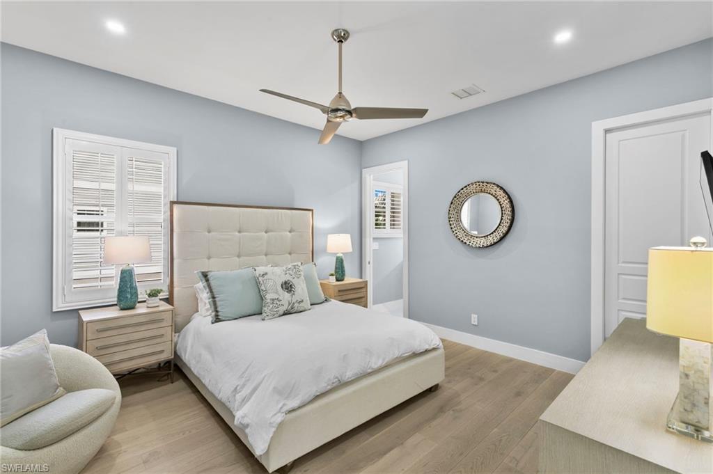 105 Barefoot CIR 24