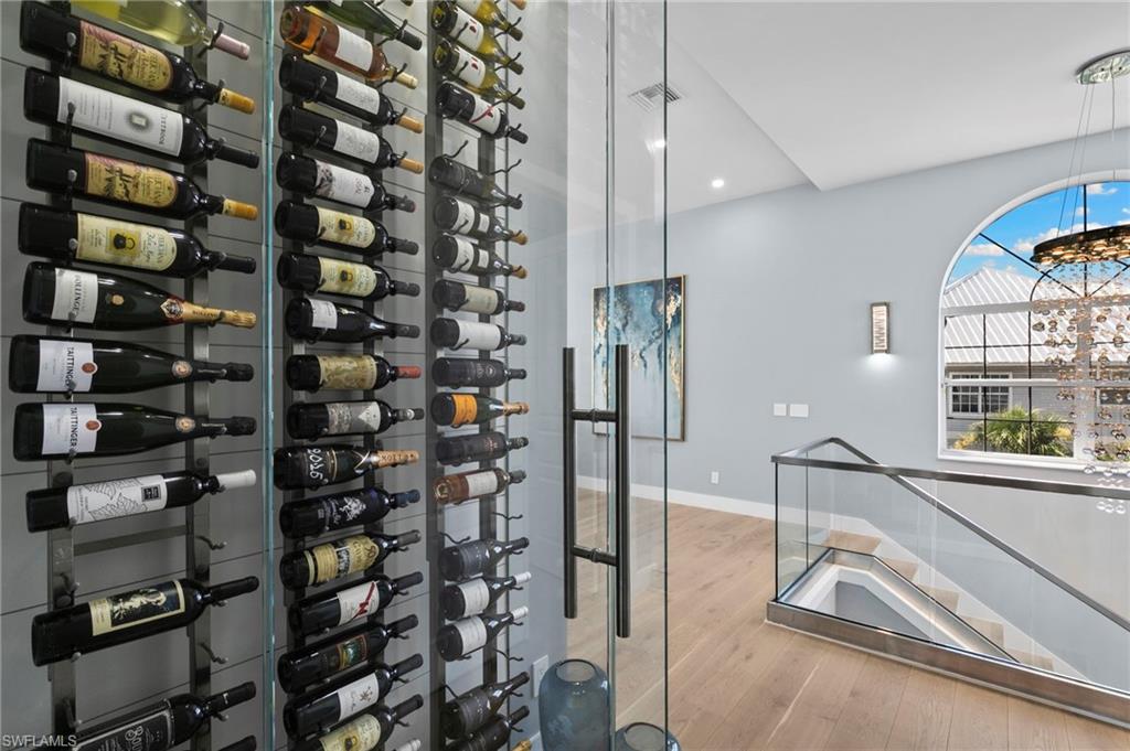 105 Barefoot CIR 24