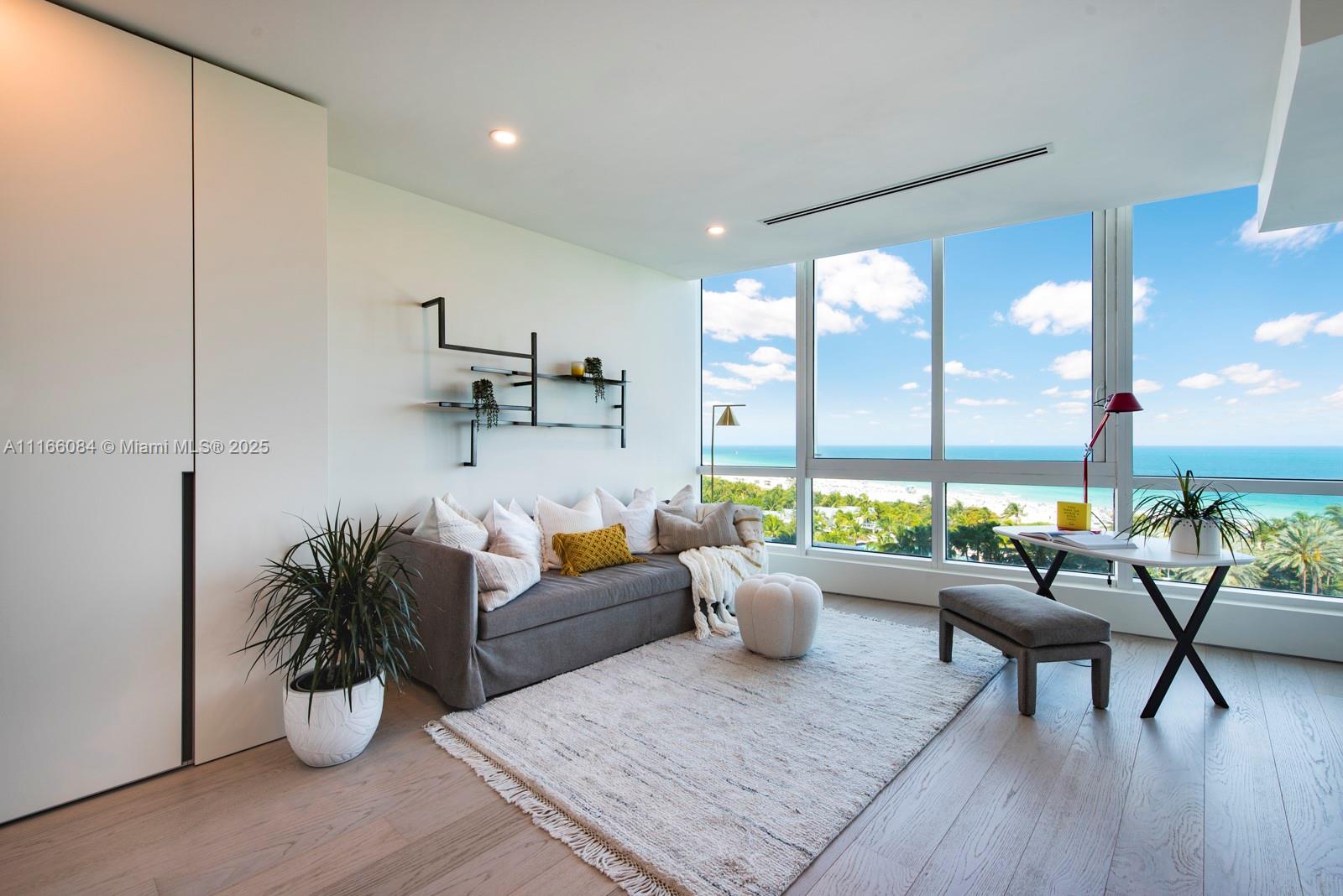 100 S Pointe Dr # 908