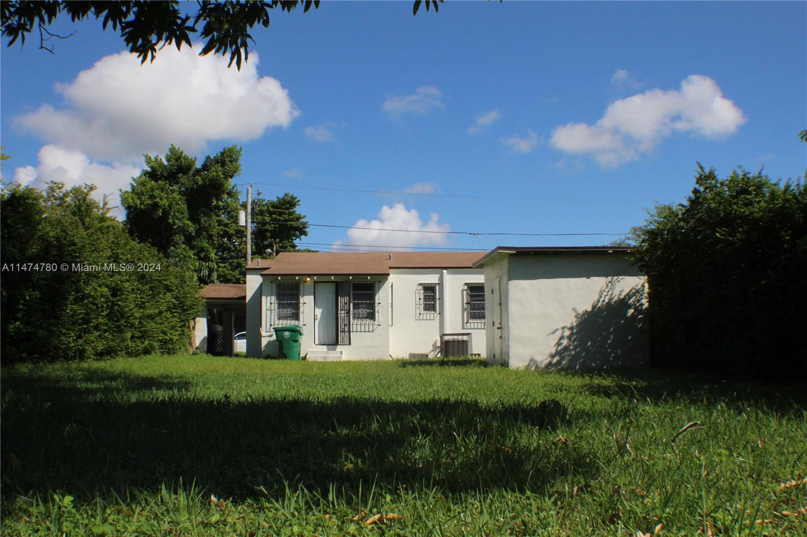 290 NW 48th St
