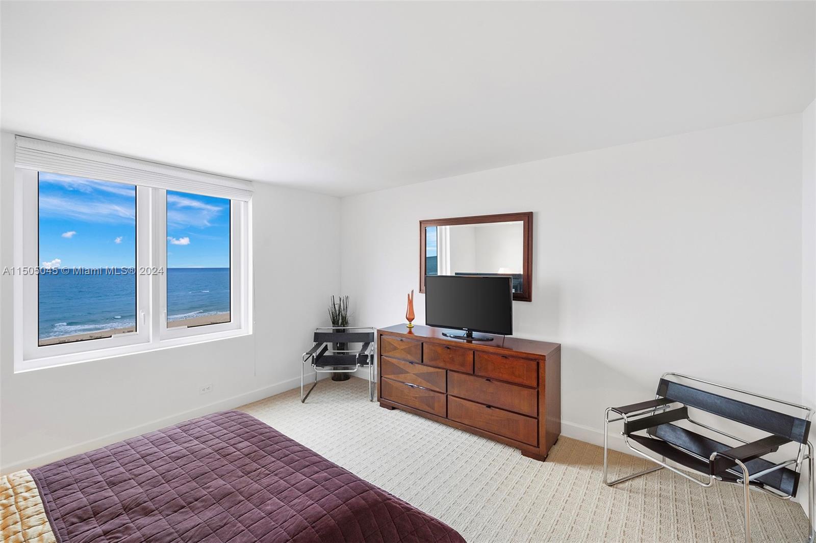 2301 Collins Ave # 610