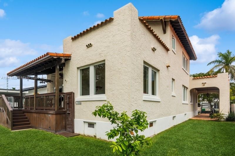 428 SW 23rd Rd