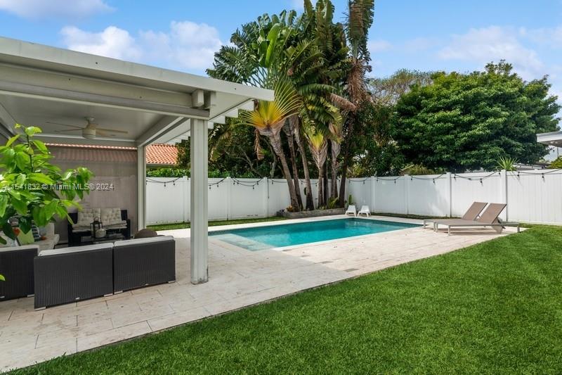 428 SW 23rd Rd
