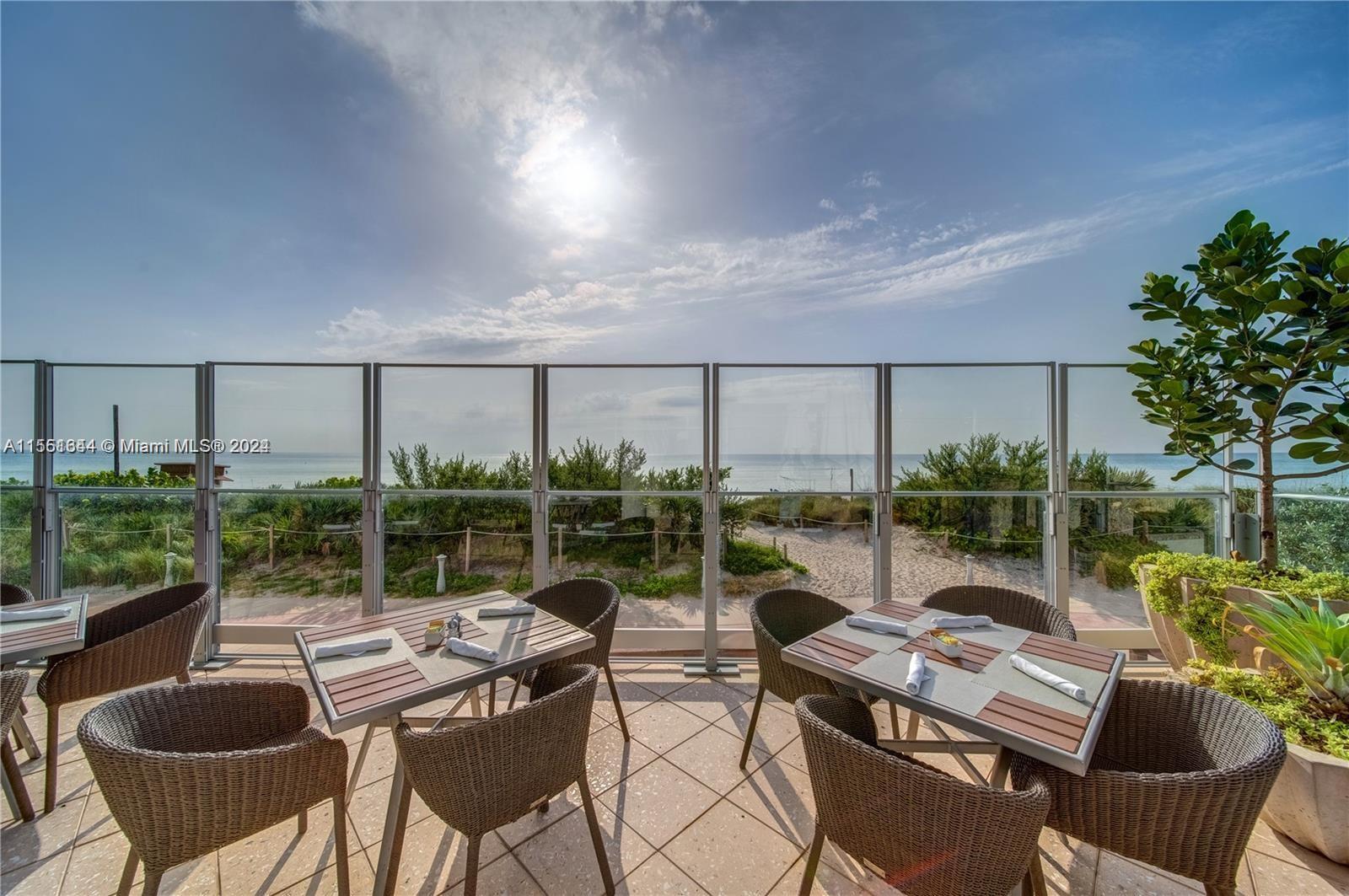 6899 Collins Ave # 1404