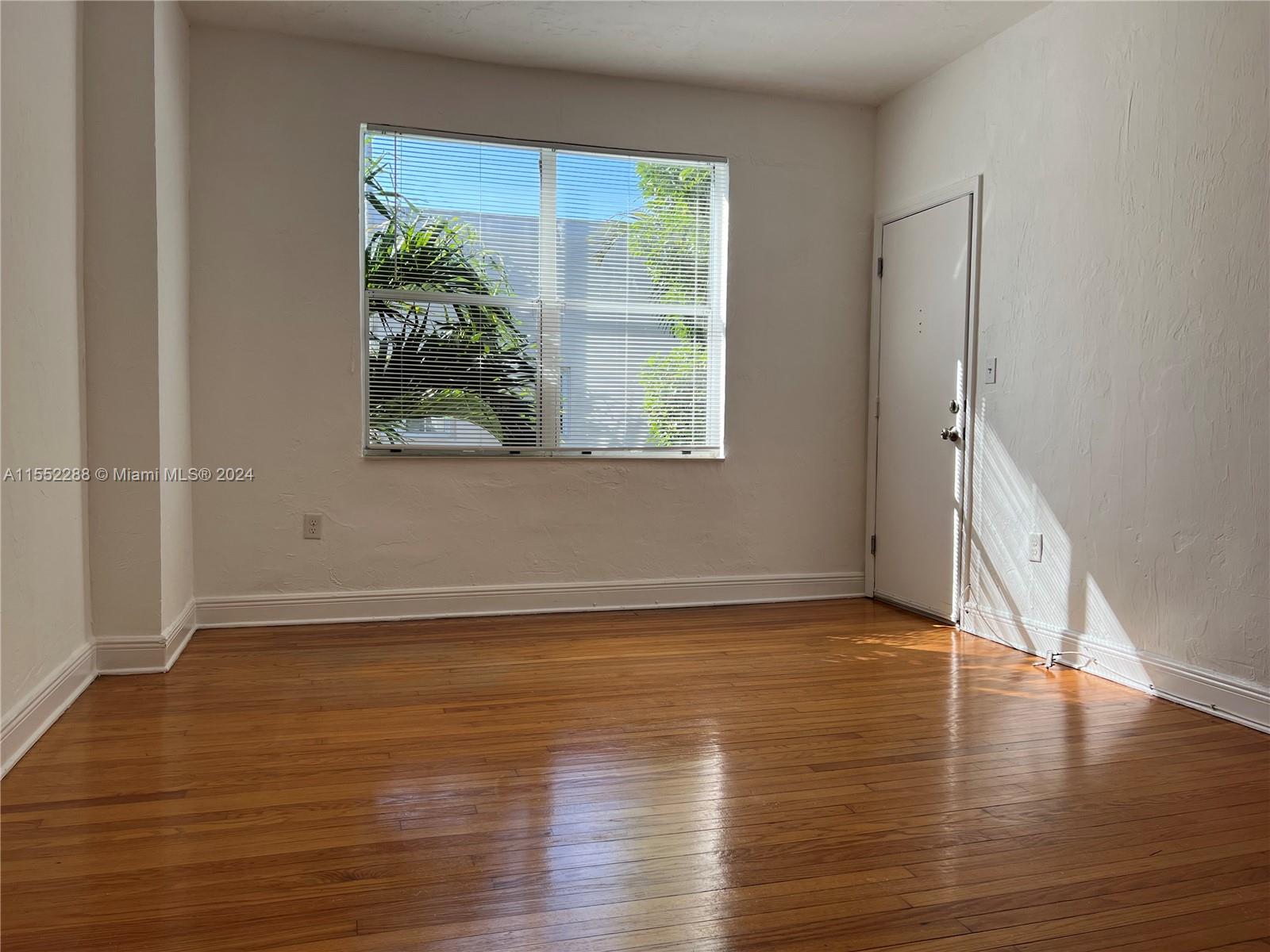 726 Meridian Ave # 4