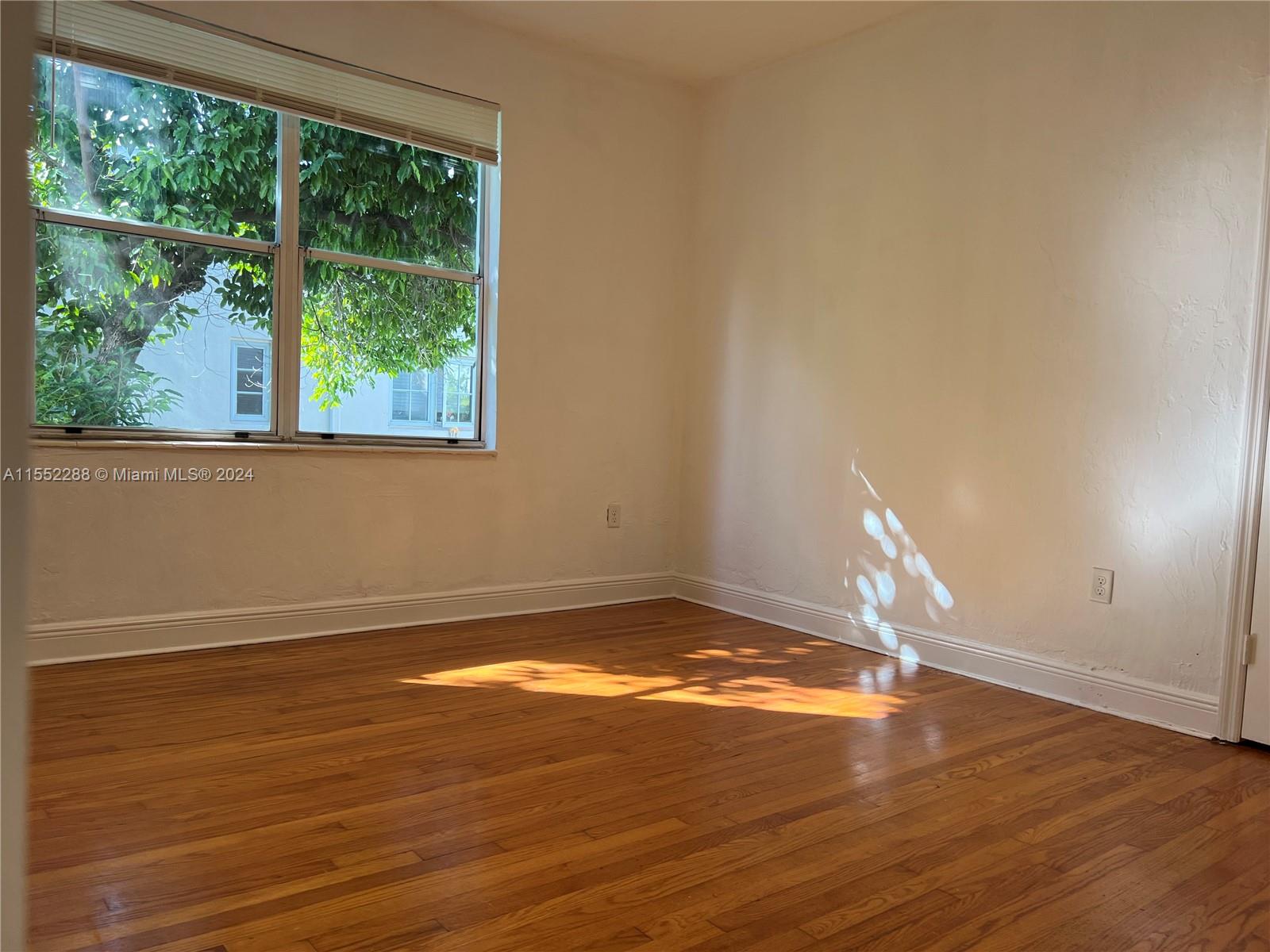 726 Meridian Ave # 4