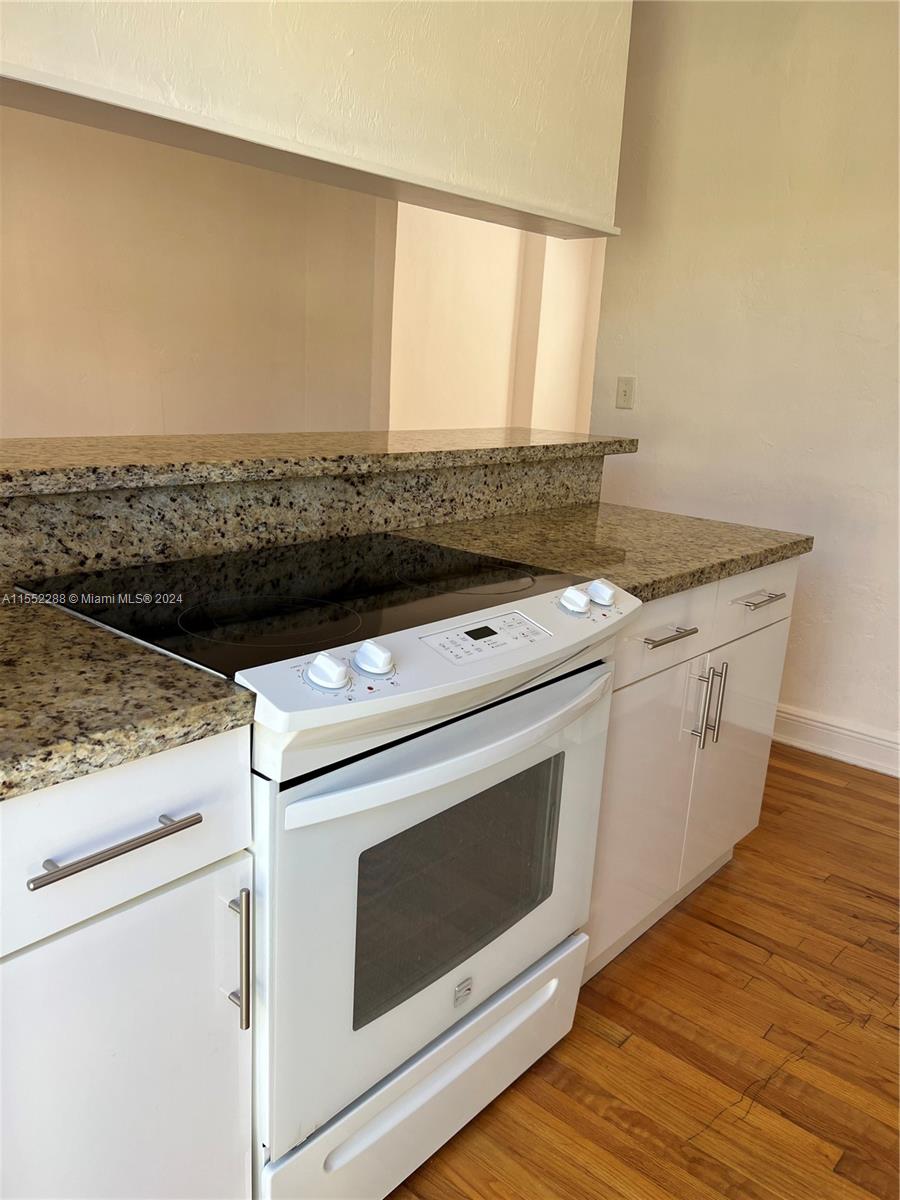 726 Meridian Ave # 4