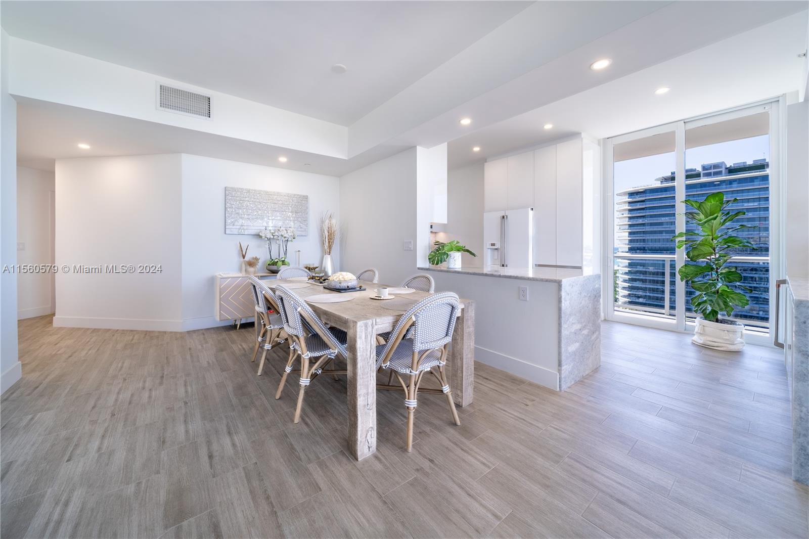 8855 Collins Ave # 12G Unit: PH-12G