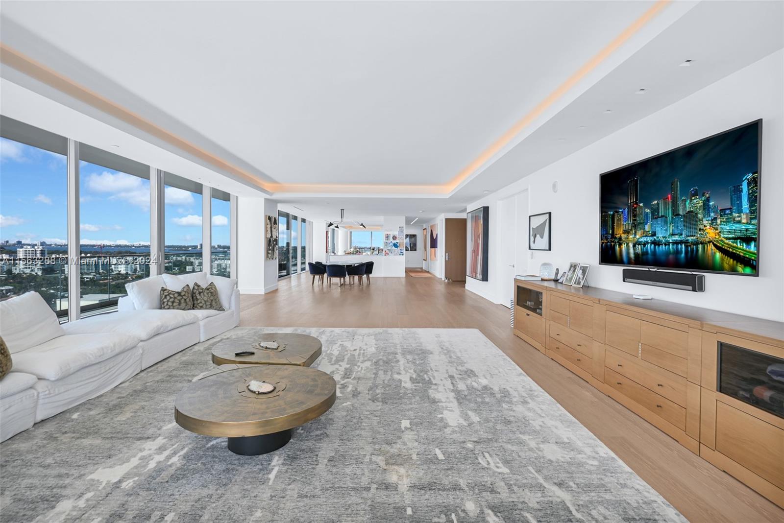 10201 Collins Ave # 2001