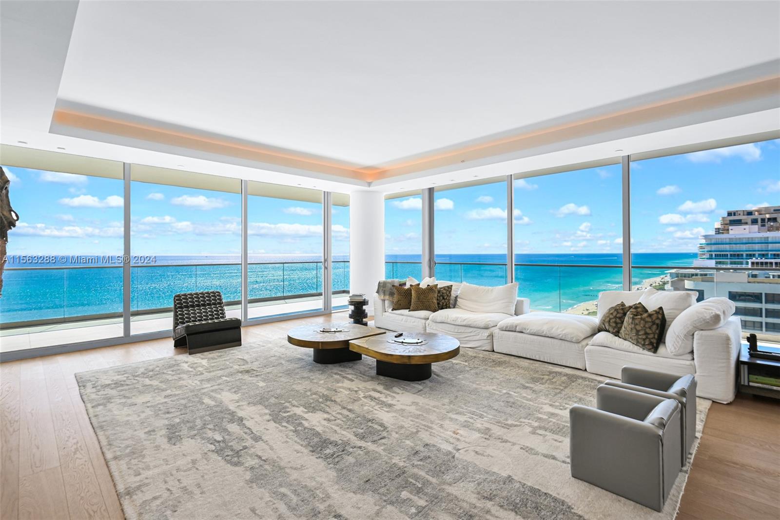 10201 Collins Ave # 2001