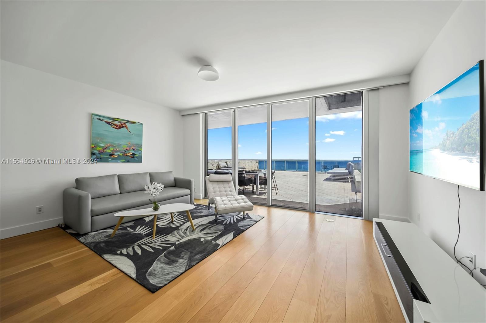 6899 Collins Ave Unit: 606/607