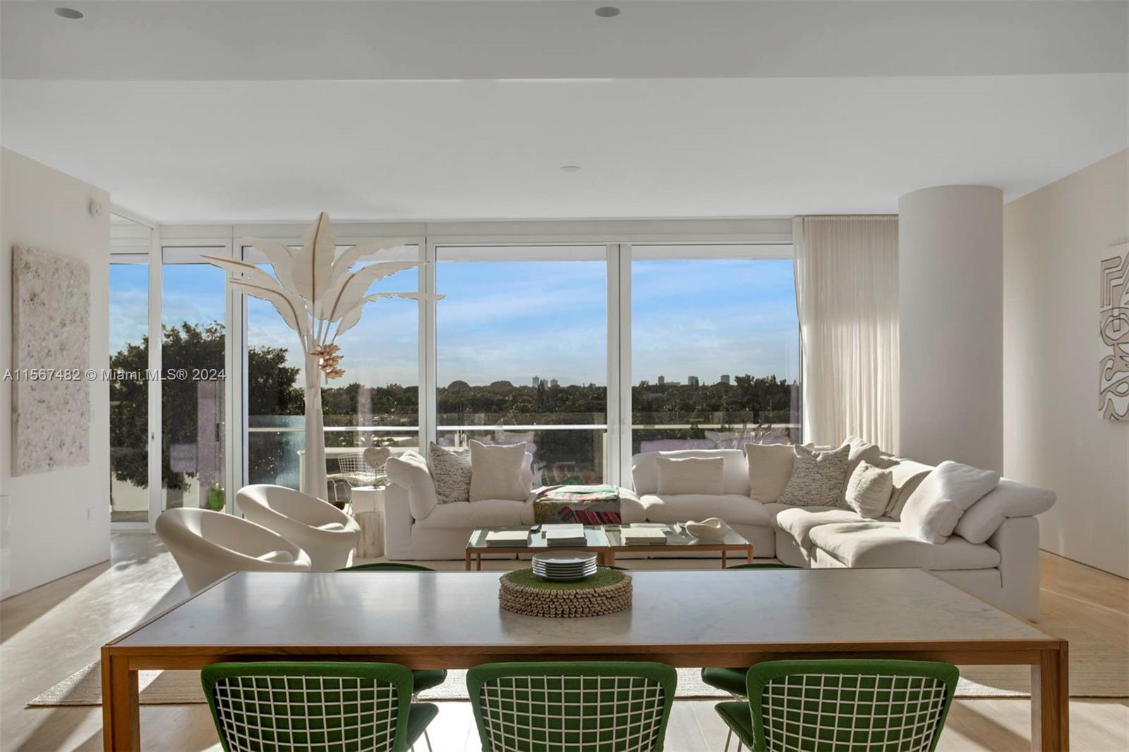 9111 Collins Ave # 522 Unit: N-522