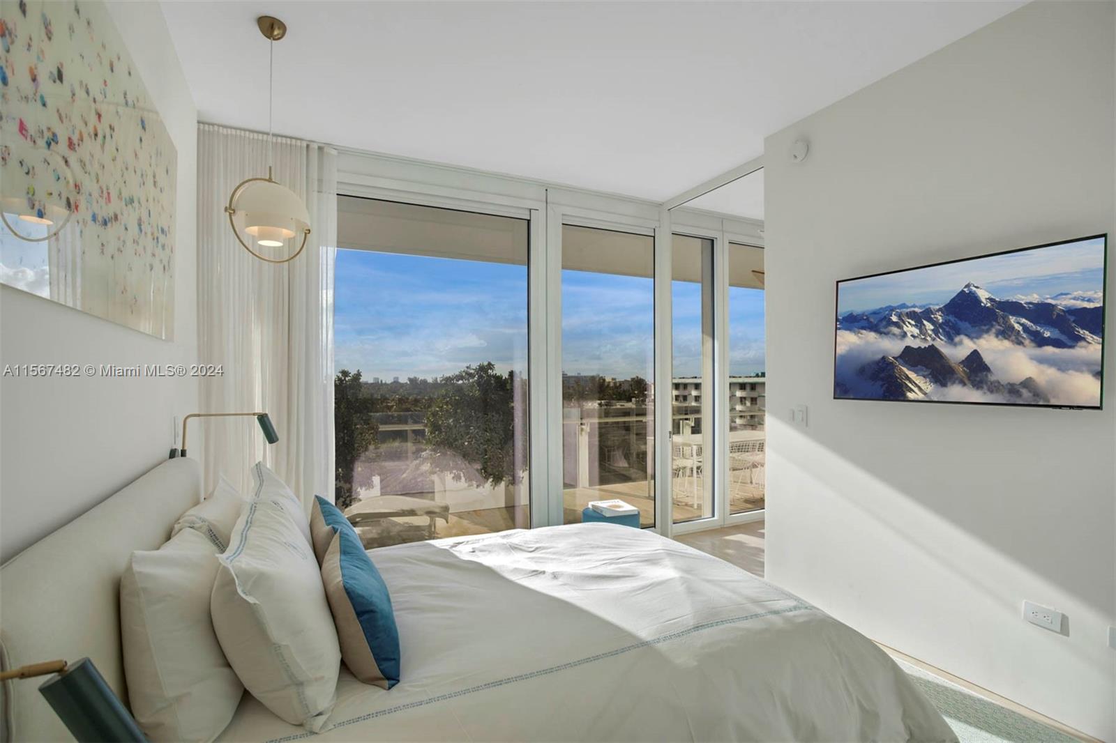 9111 Collins Ave # 522 Unit: N-522