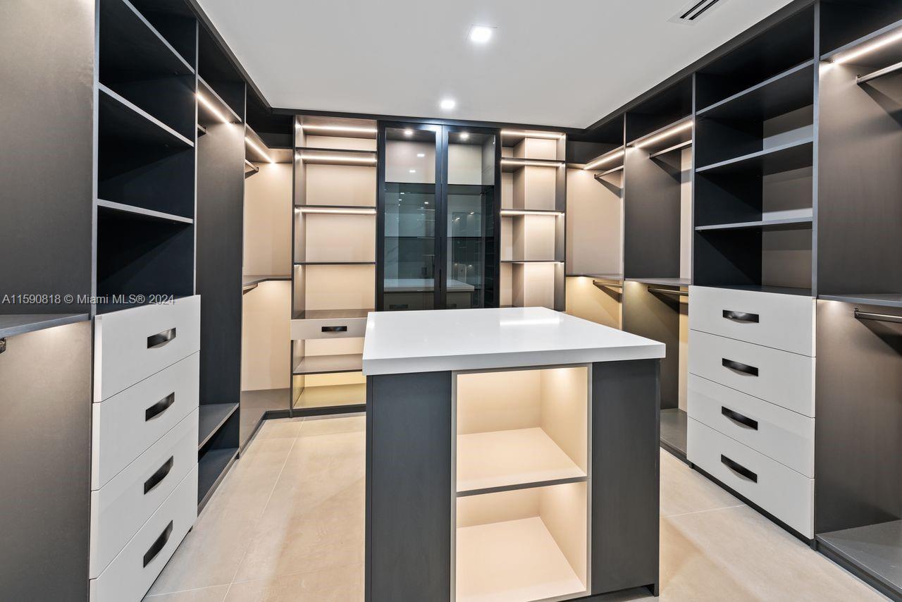 23 Prospect Dr