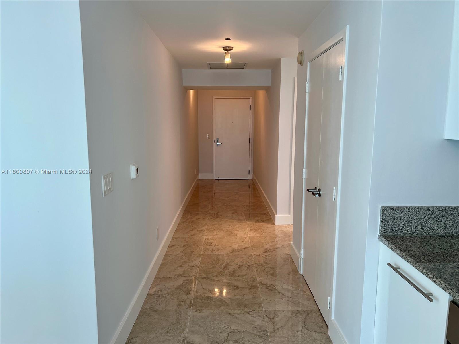 888 Biscayne Blvd # 4112