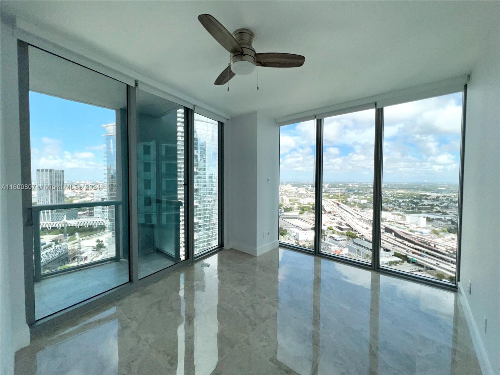 888 Biscayne Blvd # 4112