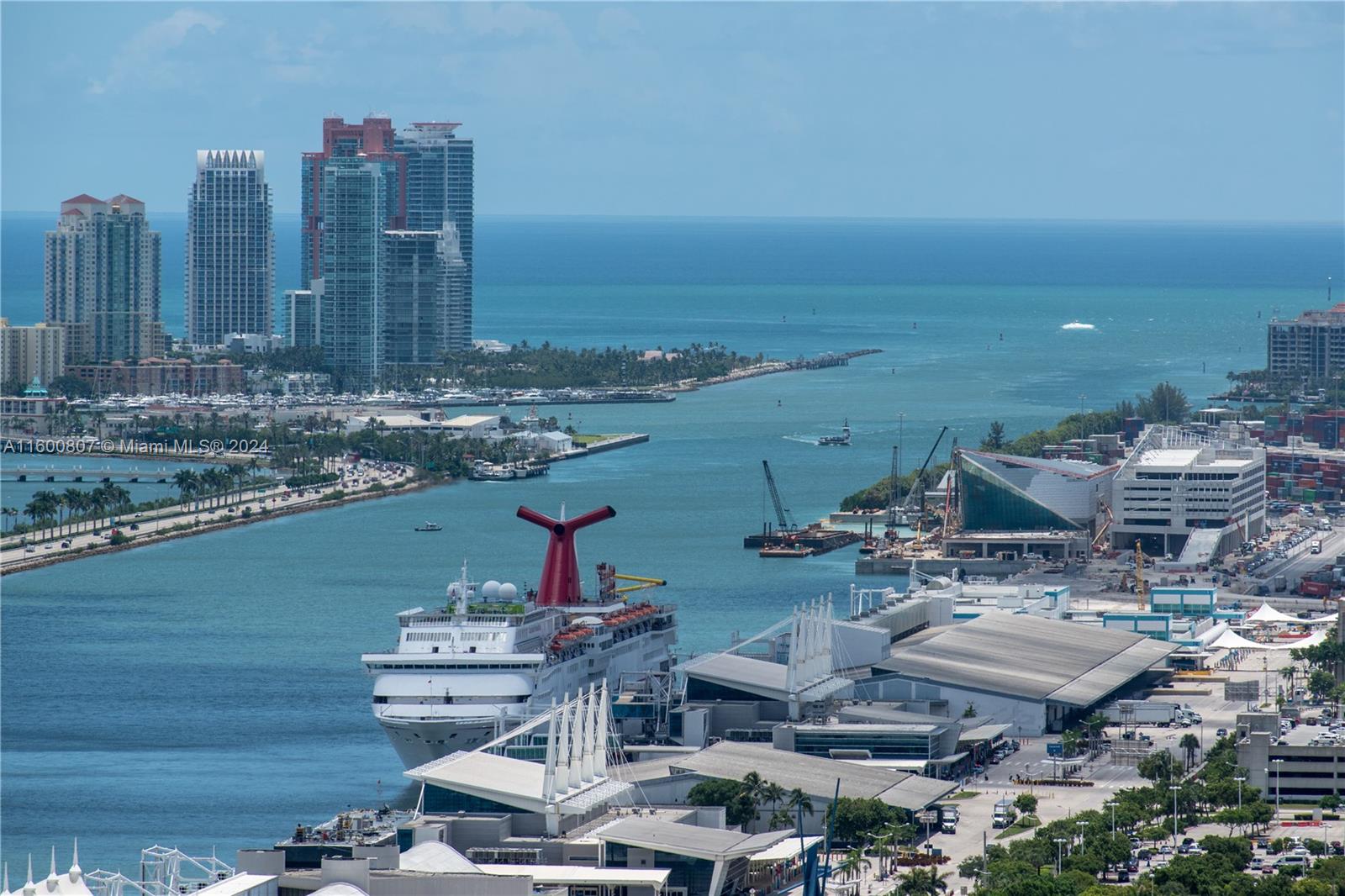 888 Biscayne Blvd # 4112