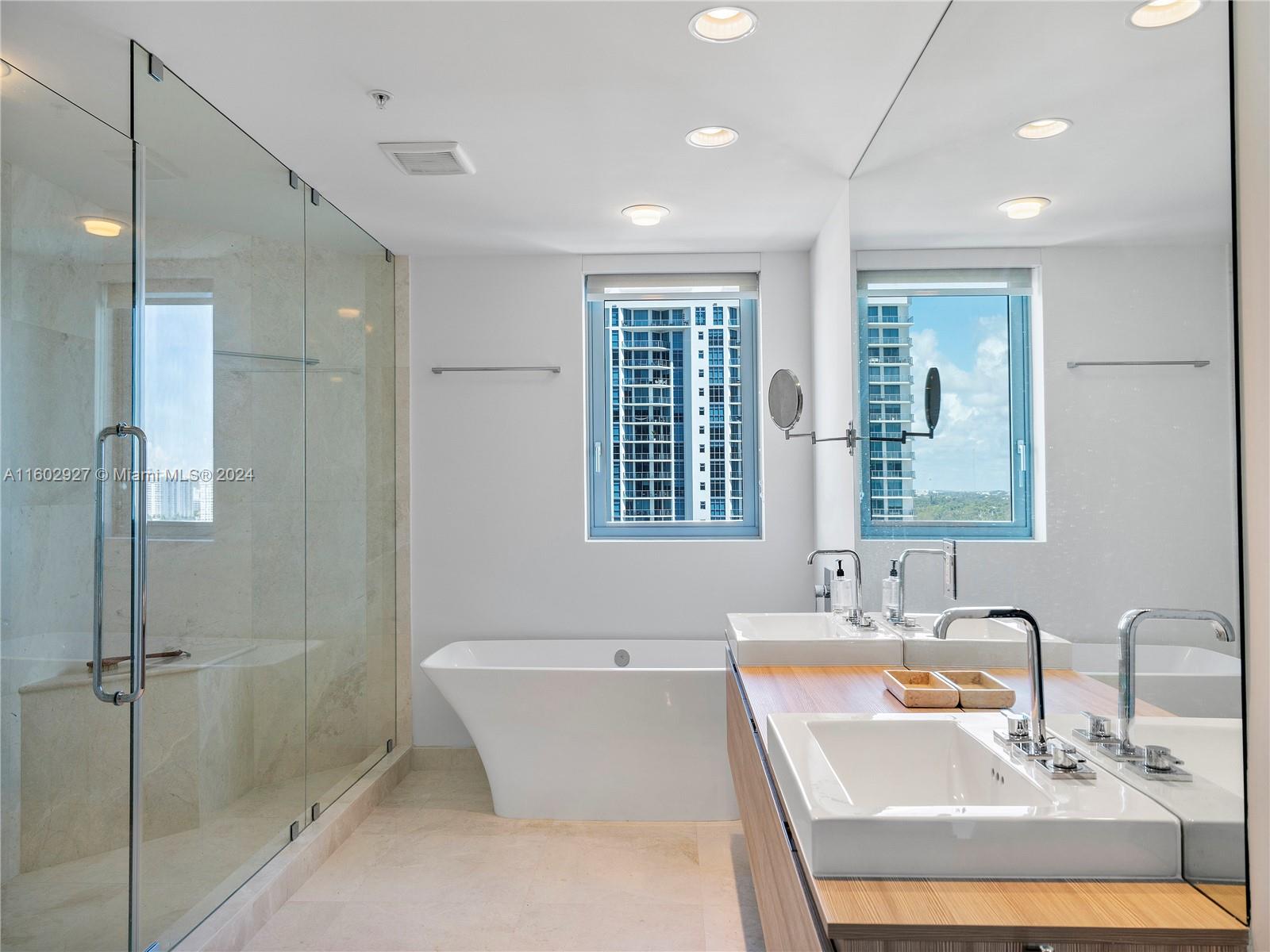 17111 Biscayne Blvd # 1607