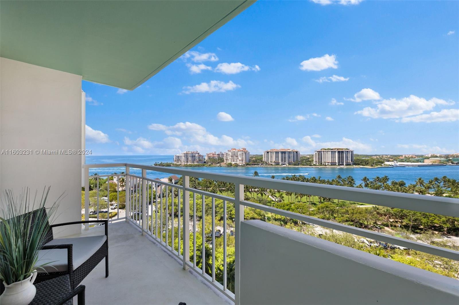 400 S Pointe Dr # 1007
