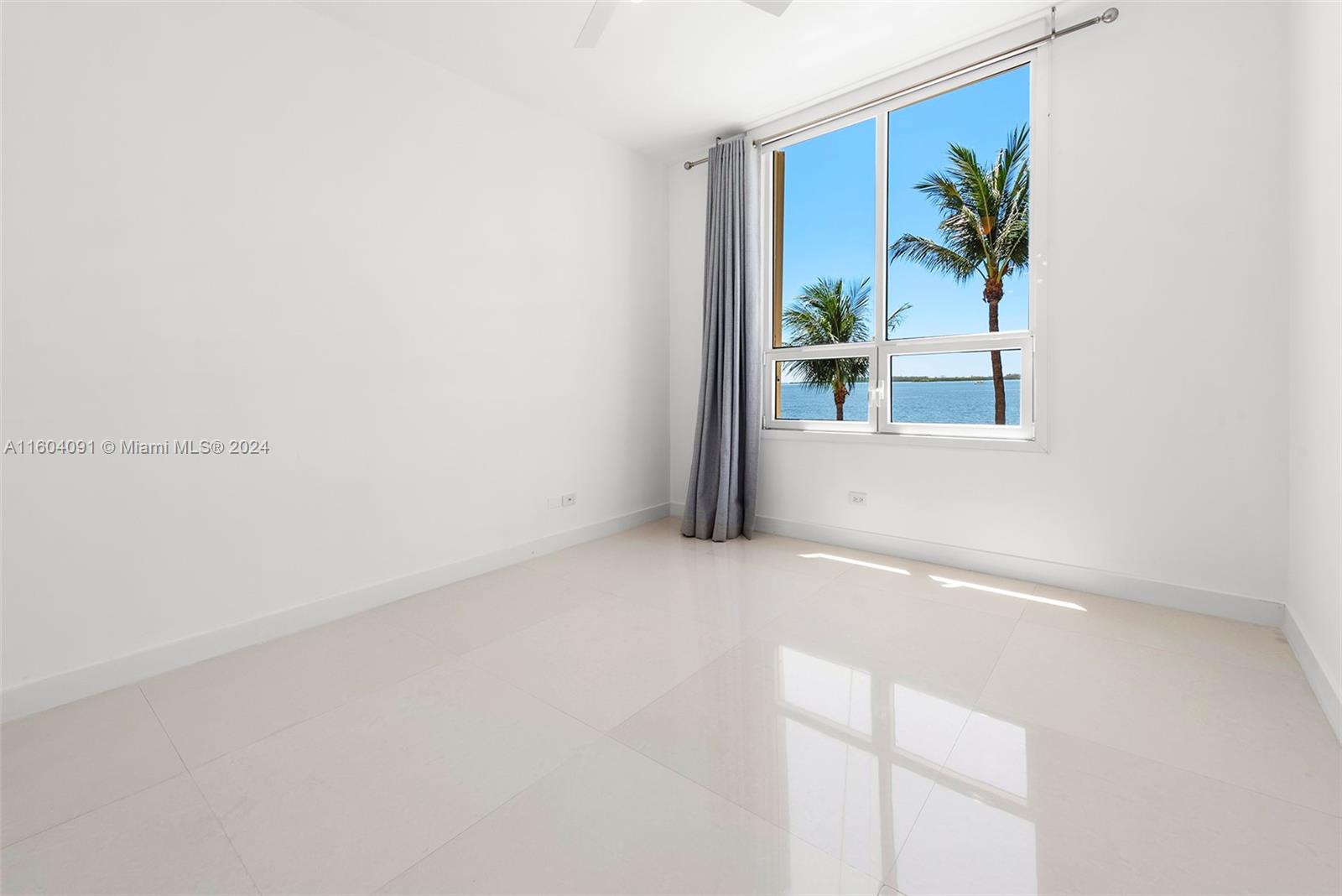 808 Brickell Key Dr # 304