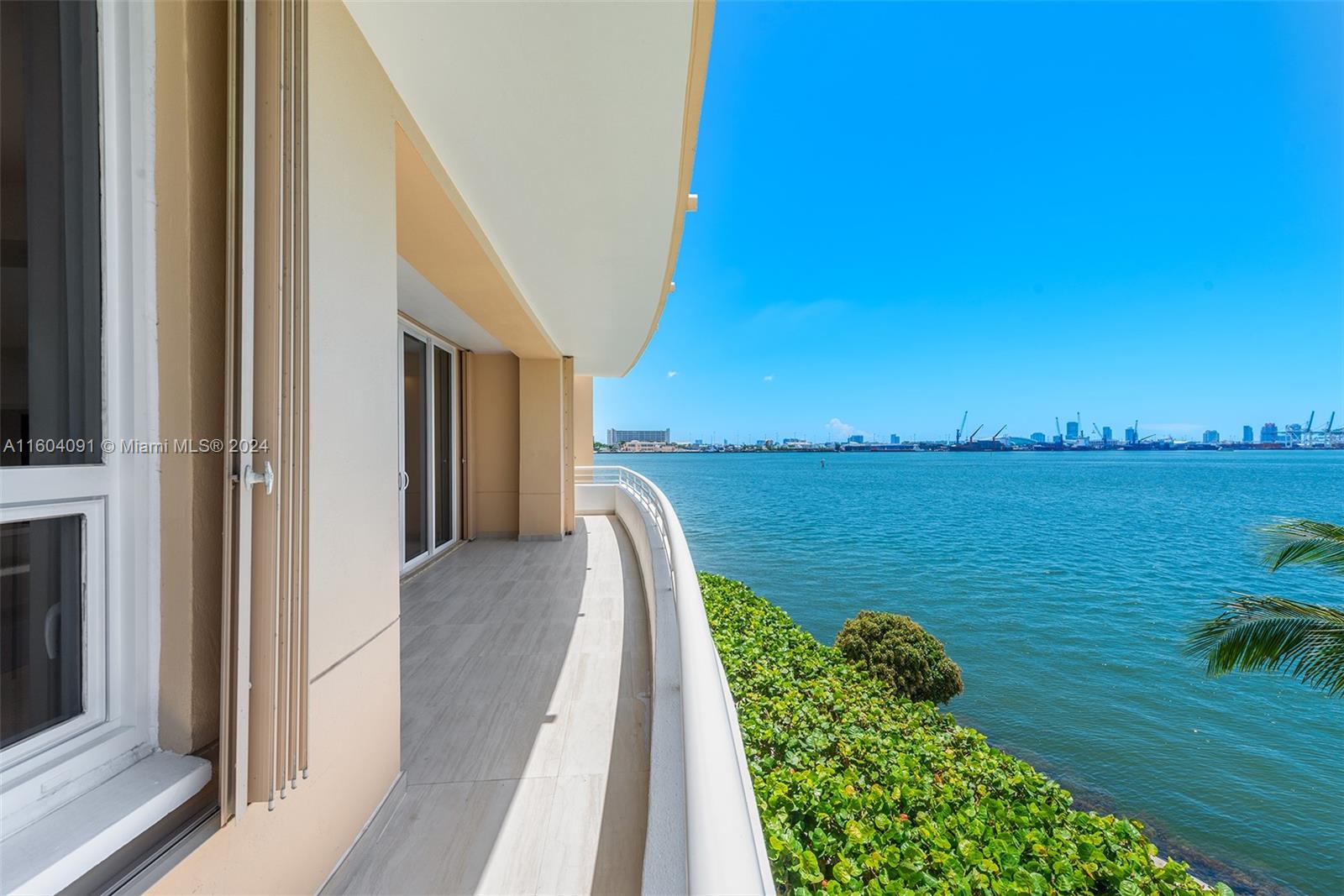 808 Brickell Key Dr # 304