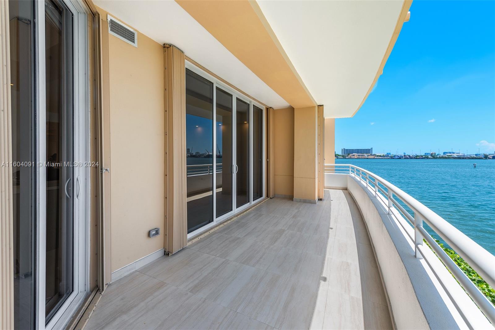 808 Brickell Key Dr # 304
