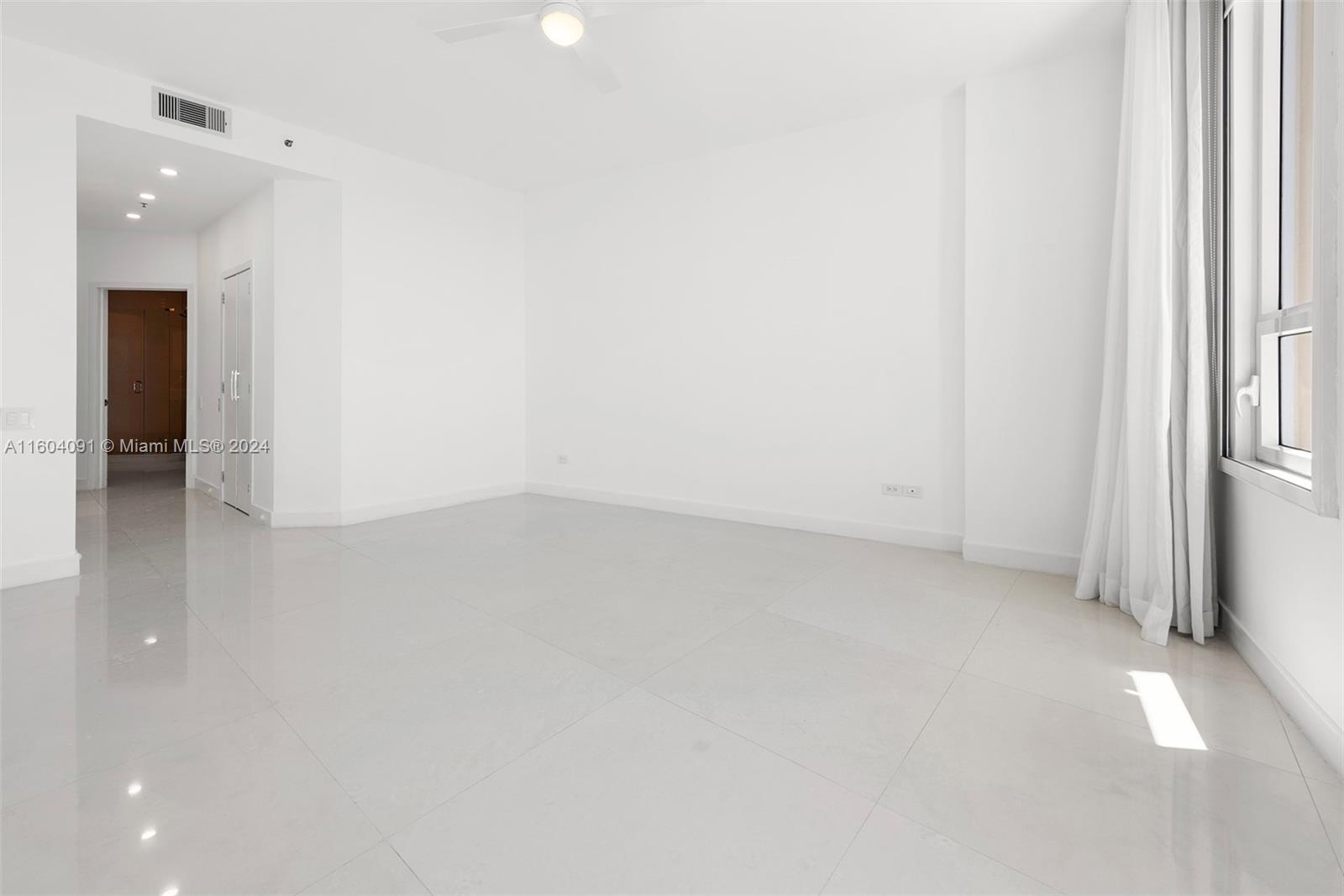 808 Brickell Key Dr # 304