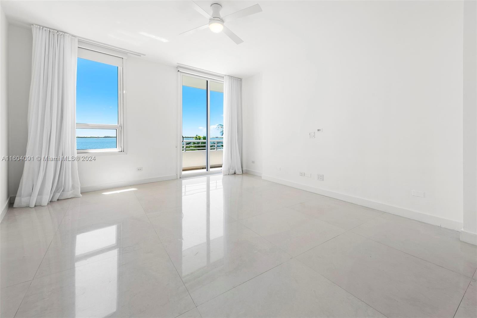 808 Brickell Key Dr # 304