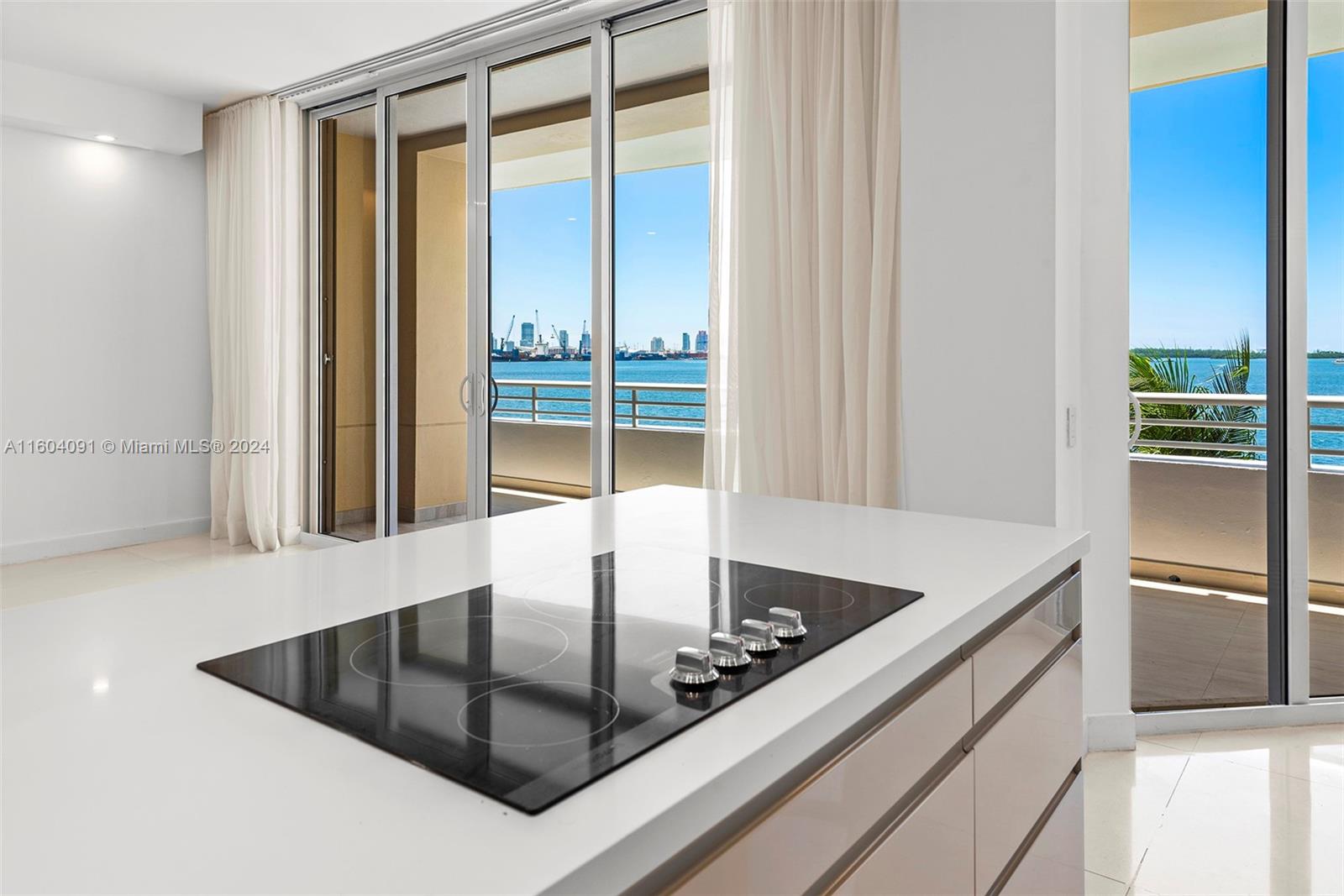 808 Brickell Key Dr # 304