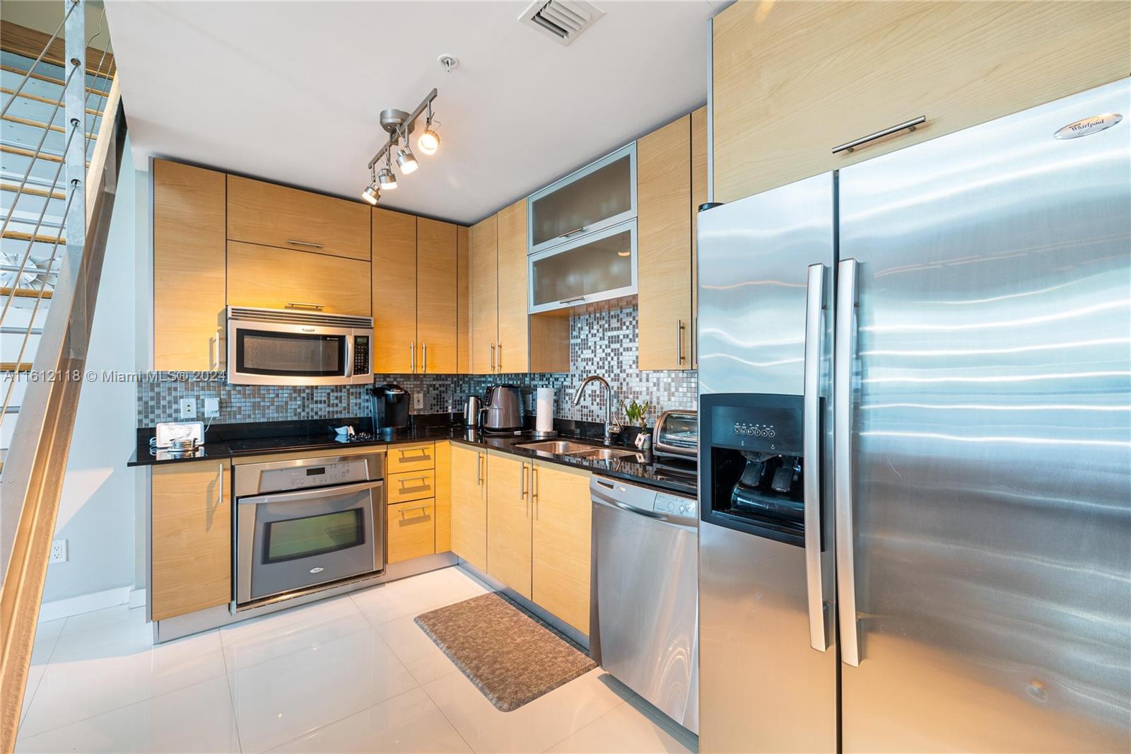 60 SW 13 St # 4212