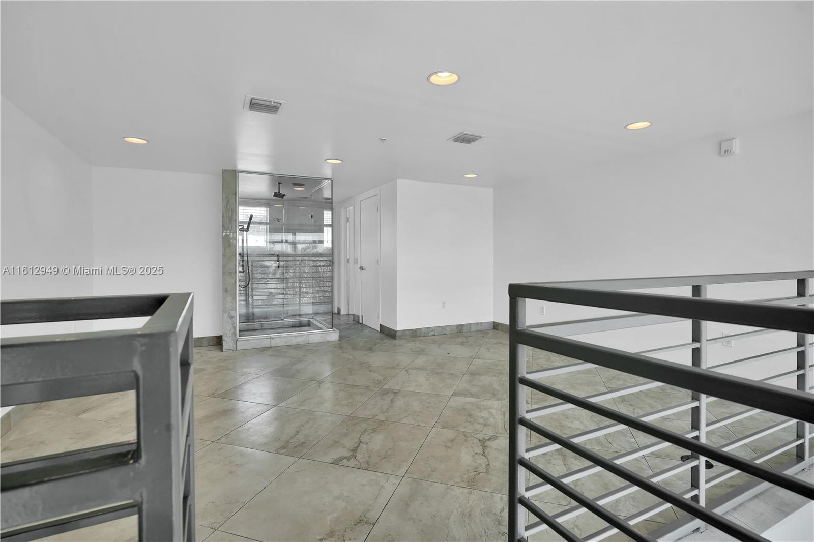 421 Meridian Ave # 16
