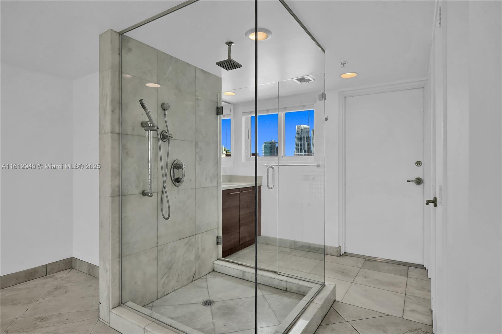 421 Meridian Ave # 16