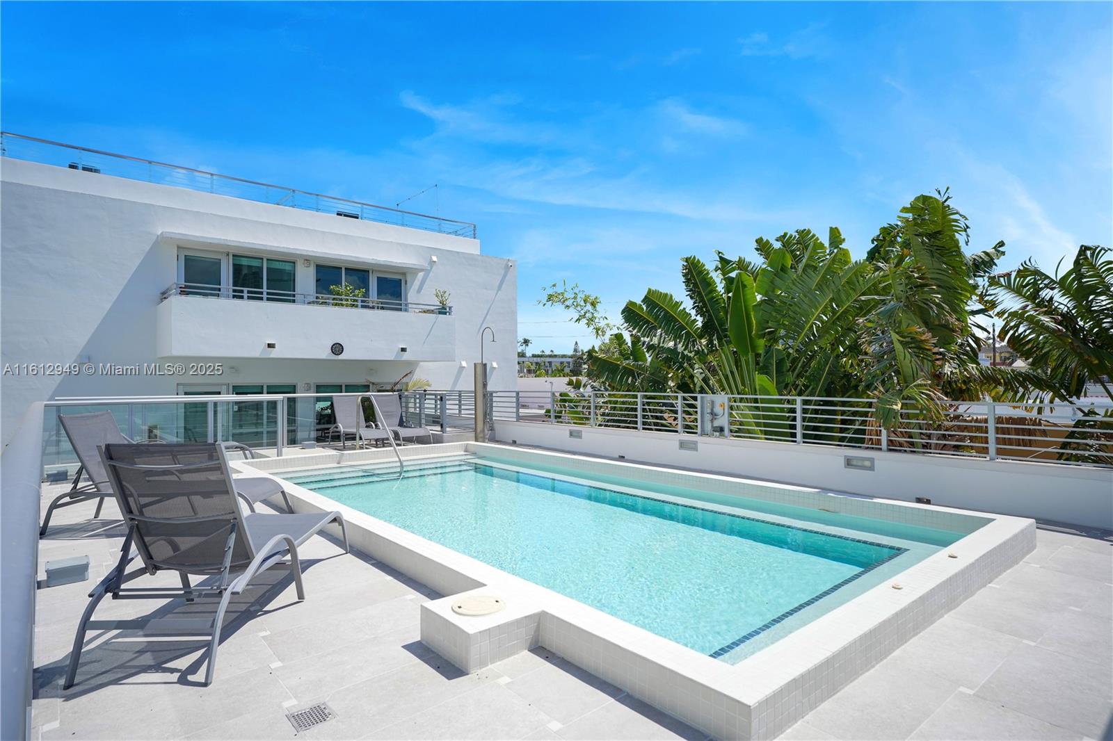 421 Meridian Ave # 16