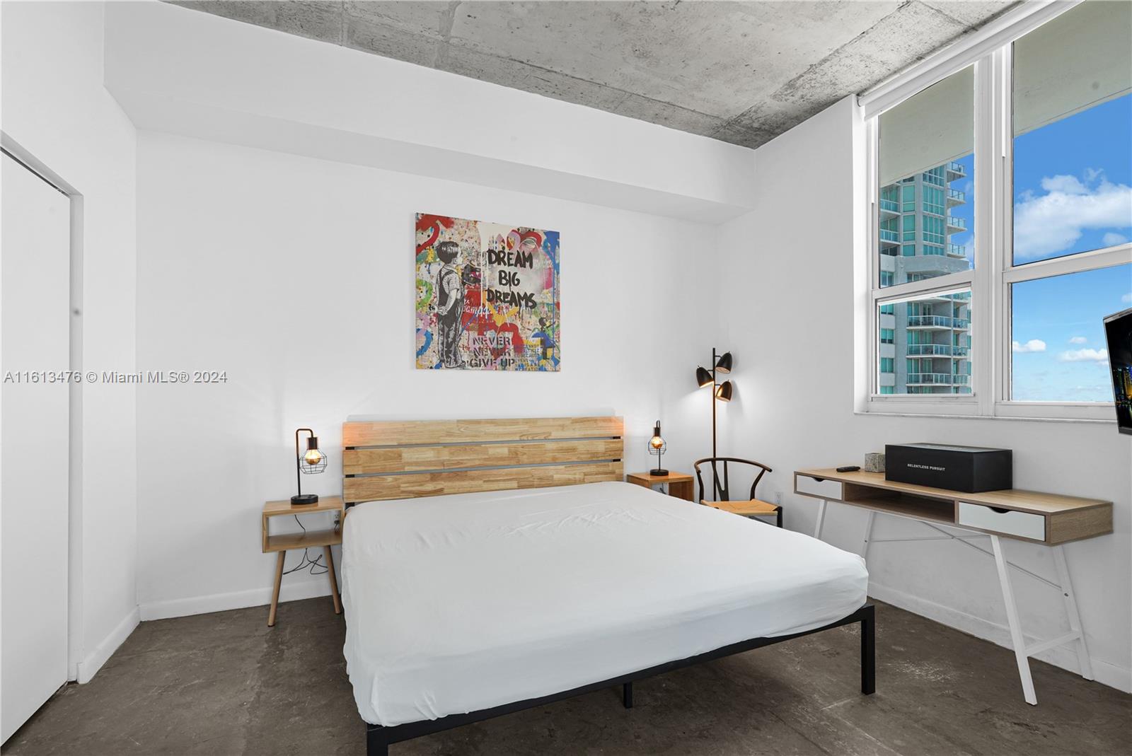 133 NE 2nd Ave # 3402