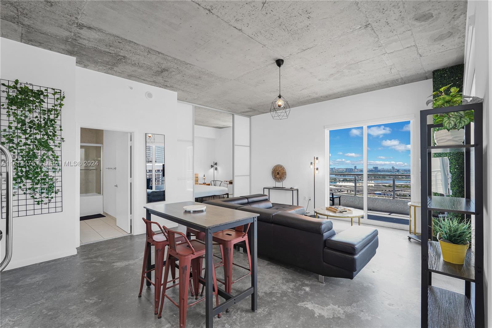 133 NE 2nd Ave # 3402