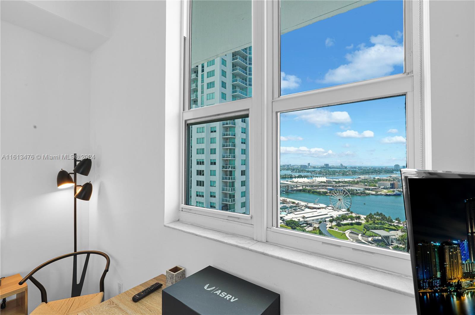 133 NE 2nd Ave # 3402