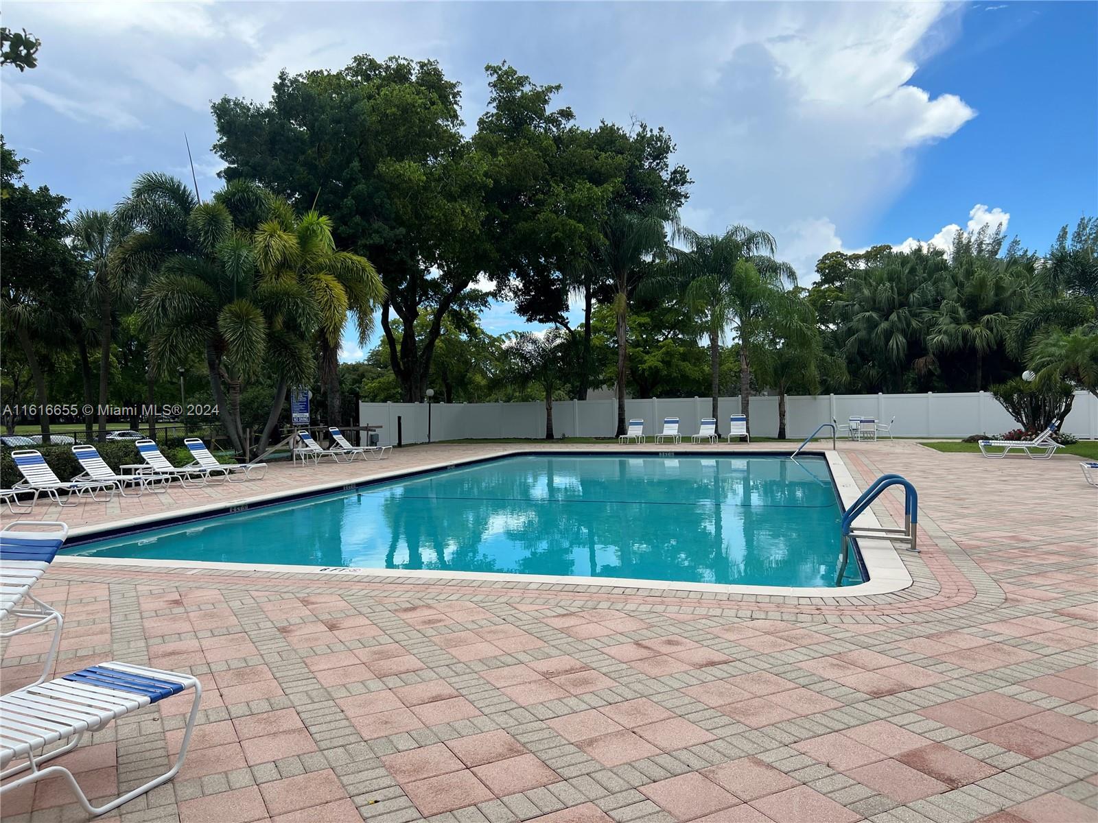 2851 S Palm Aire Dr # 207