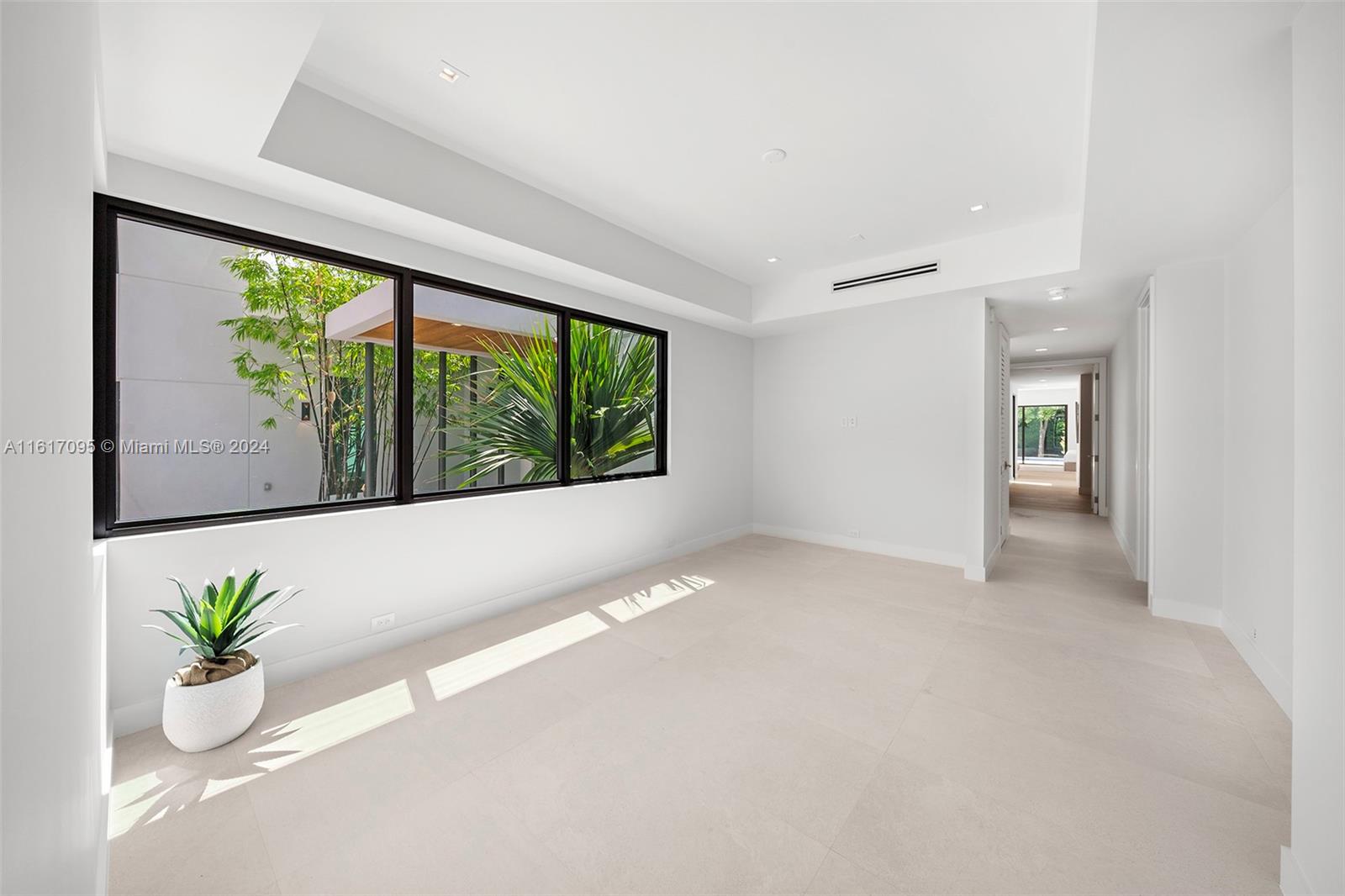 450 Sabal Palm Rd