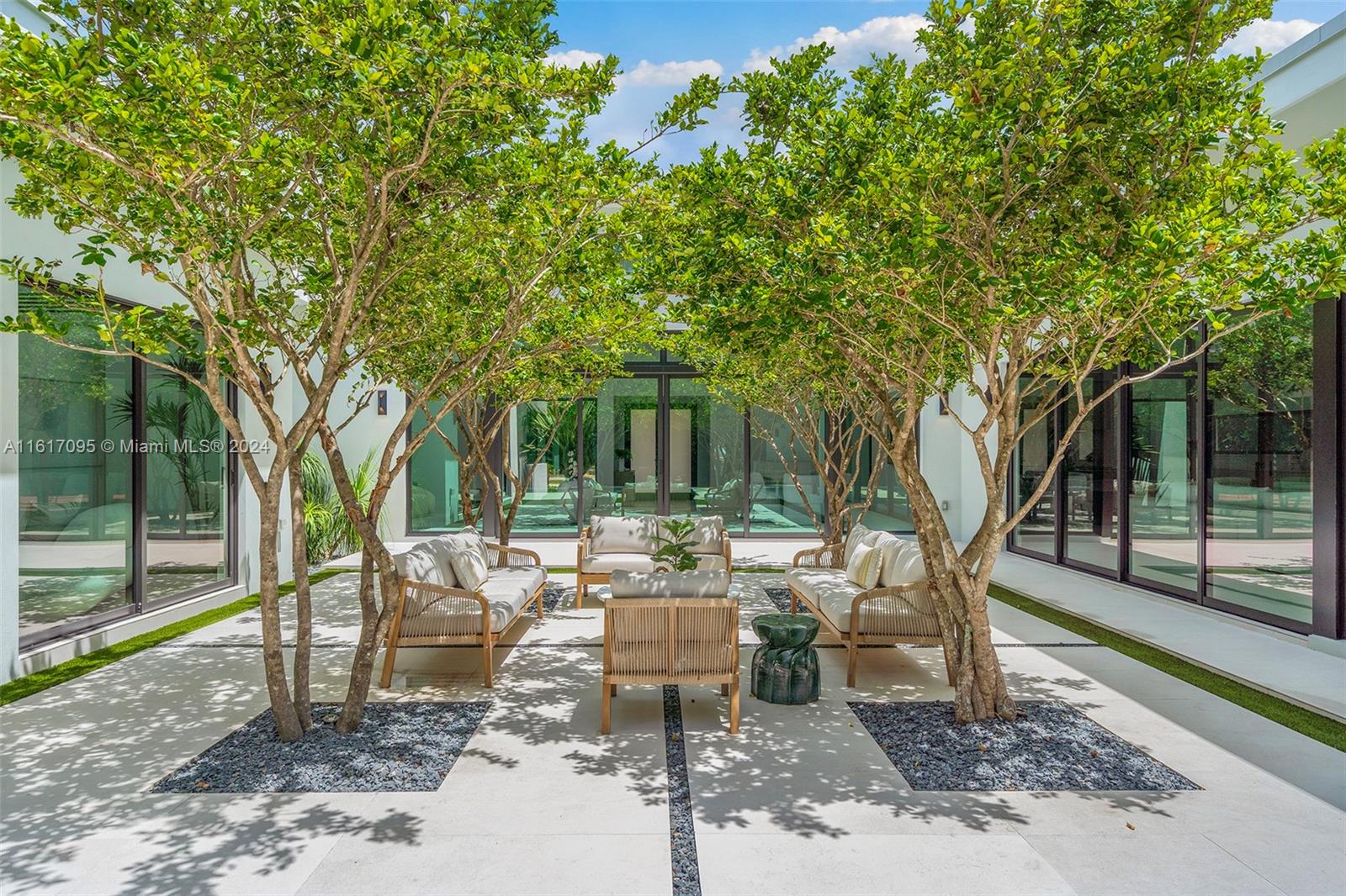 450 Sabal Palm Rd
