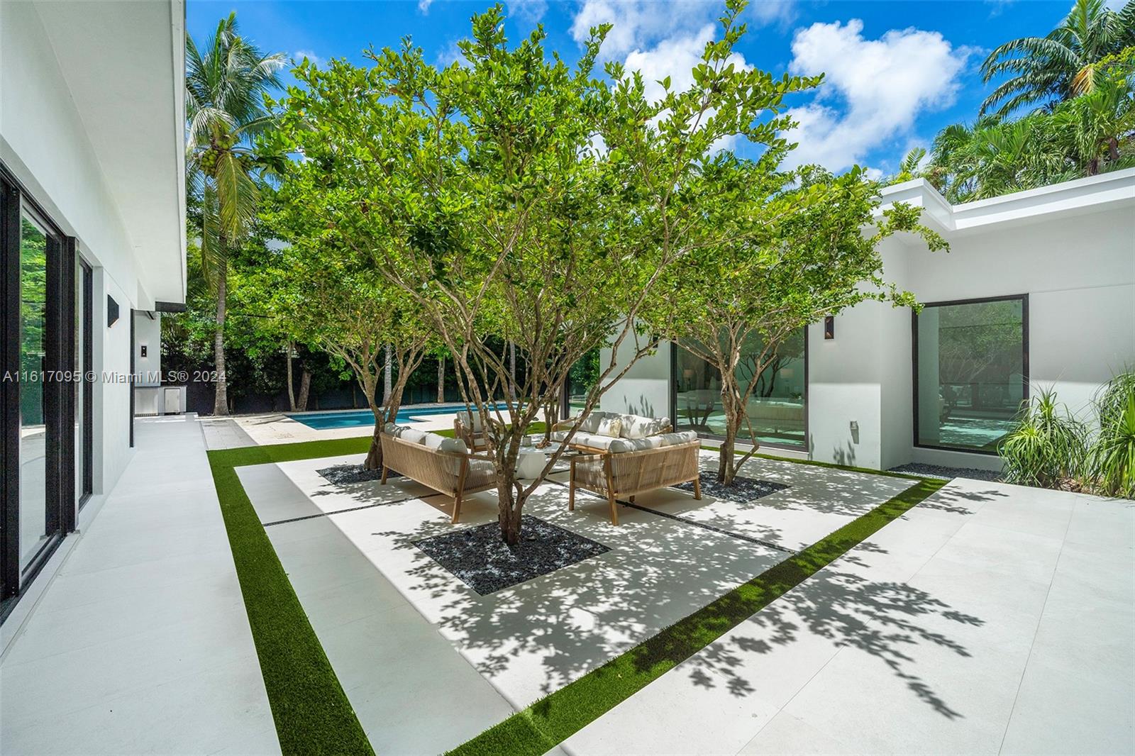 450 Sabal Palm Rd
