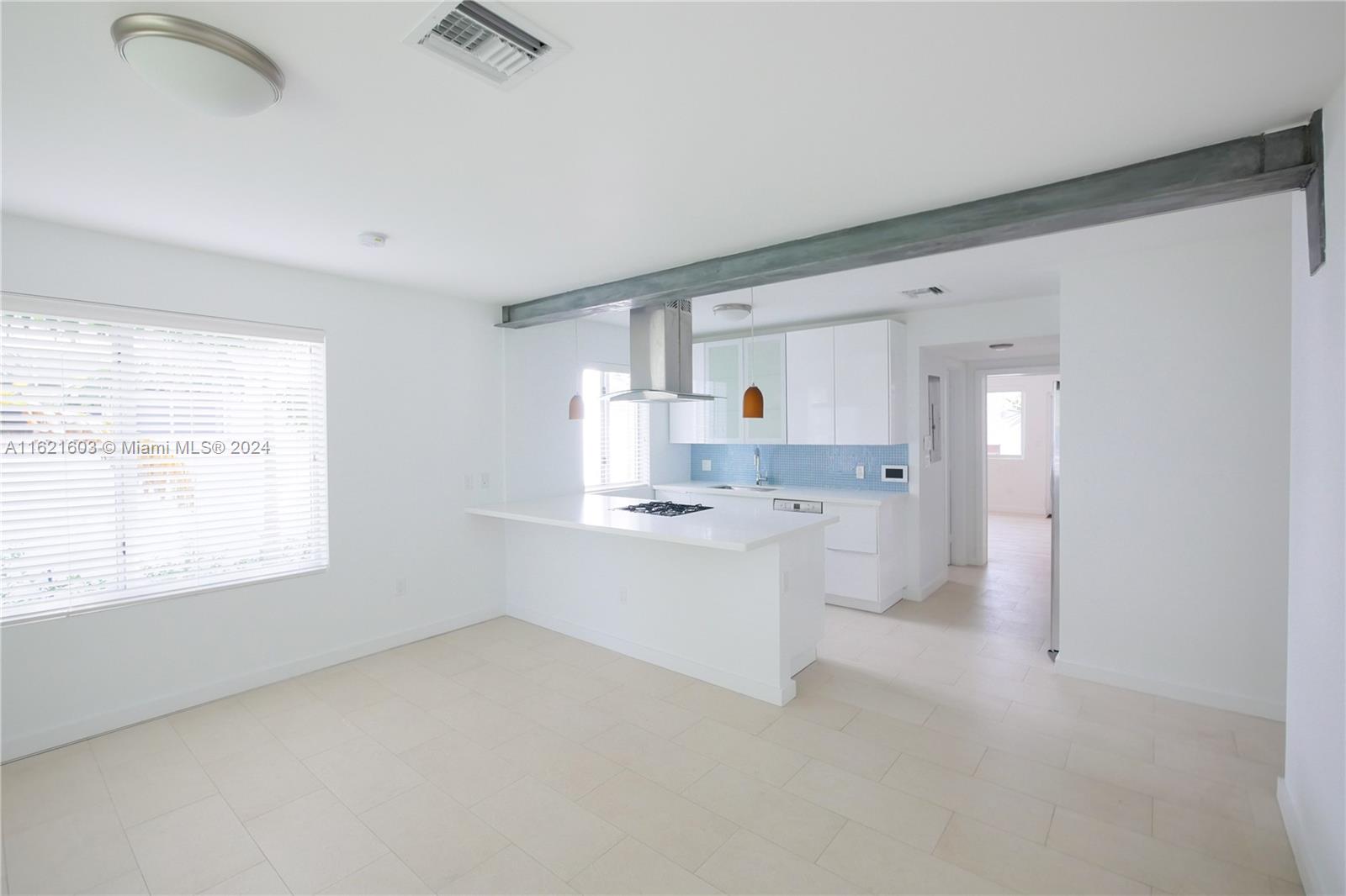 643 Jefferson Ave # 2