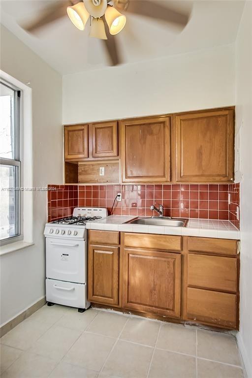 900 Jefferson Ave # 6