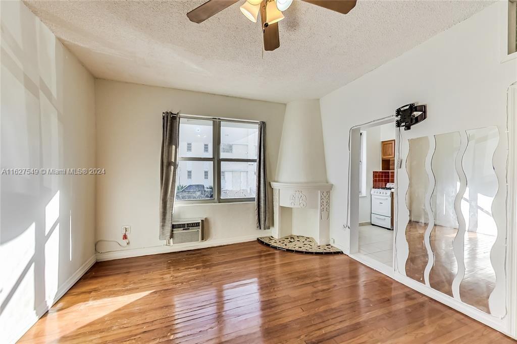 900 Jefferson Ave # 6
