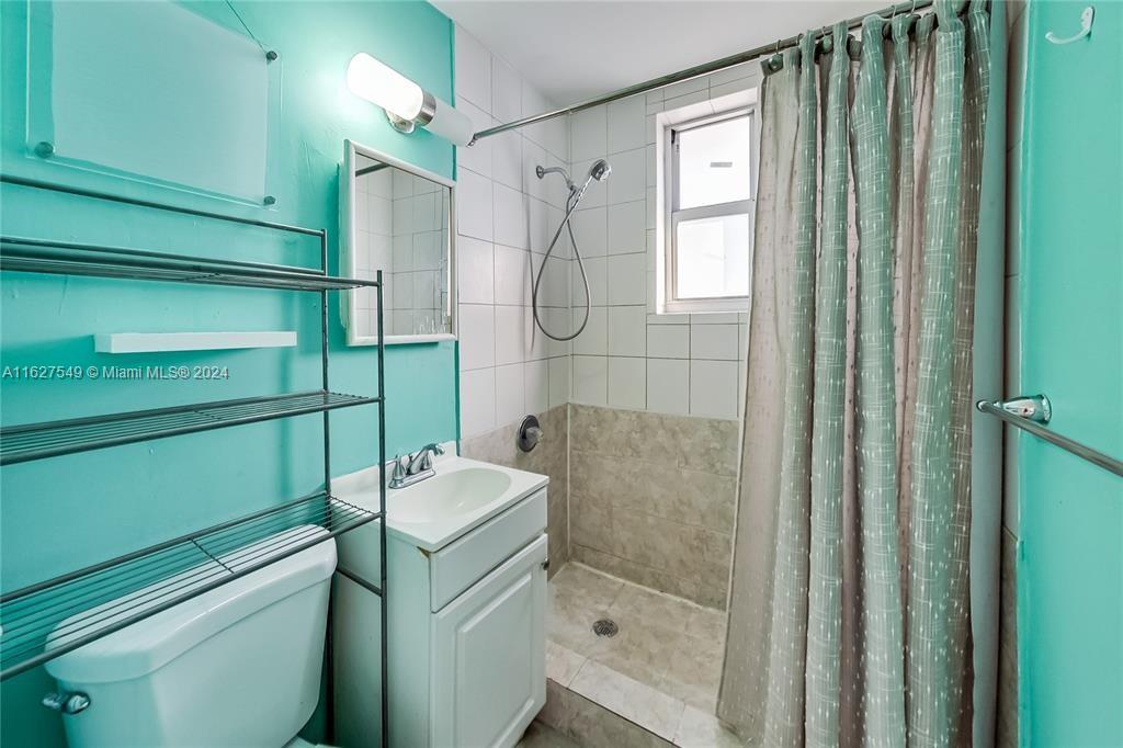 900 Jefferson Ave # 6
