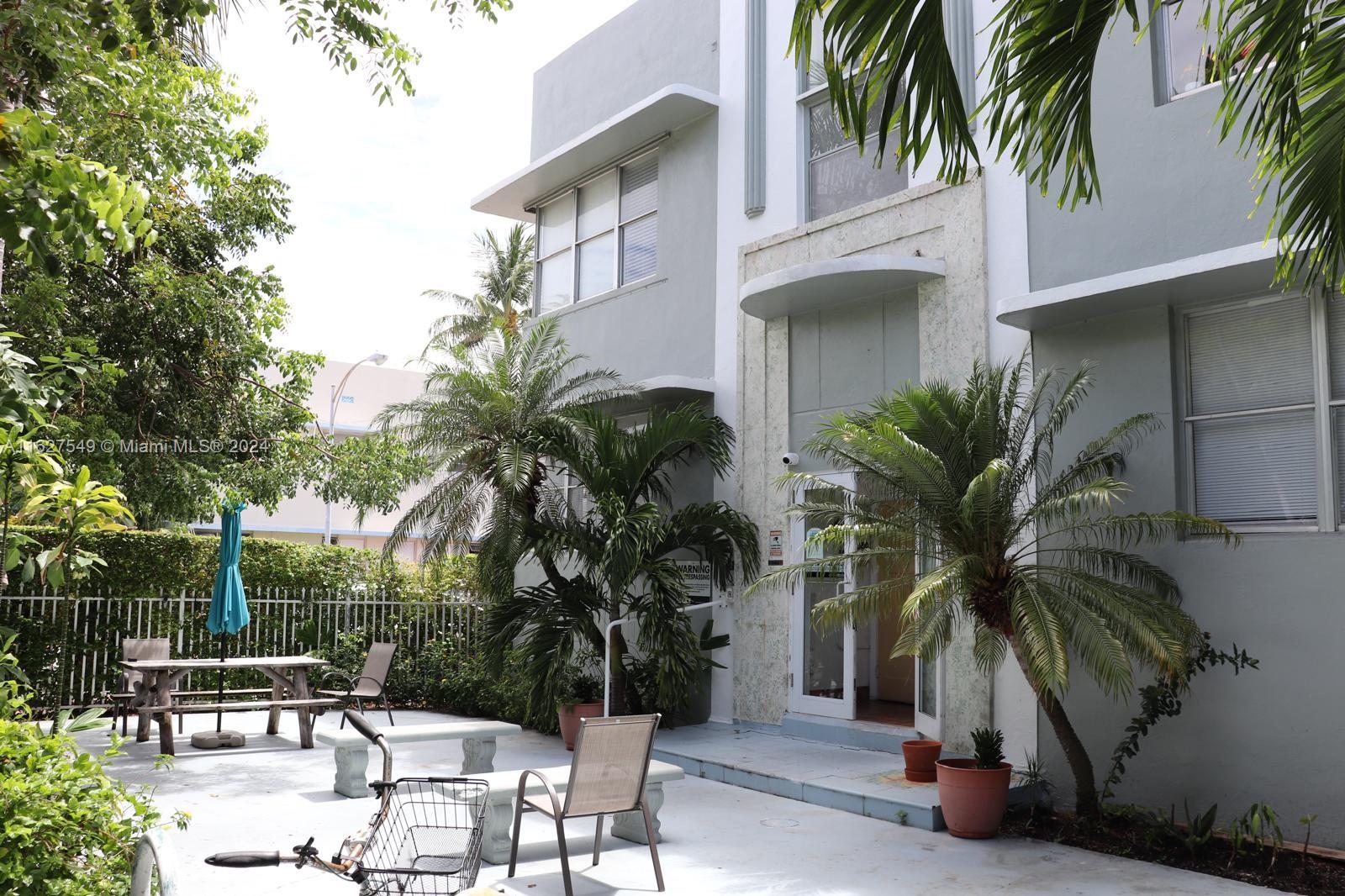 900 Jefferson Ave # 6