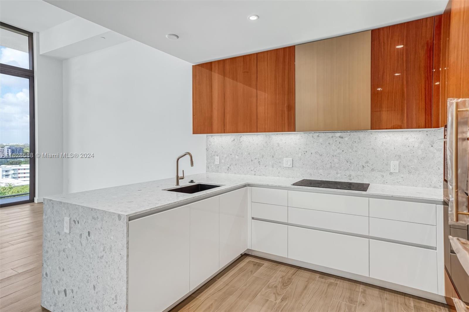 2678 Tigertail Avenue # 815
