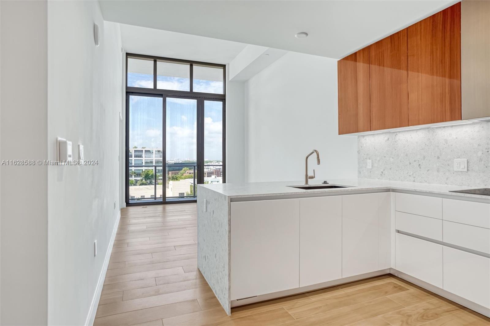 2678 Tigertail Avenue # 815